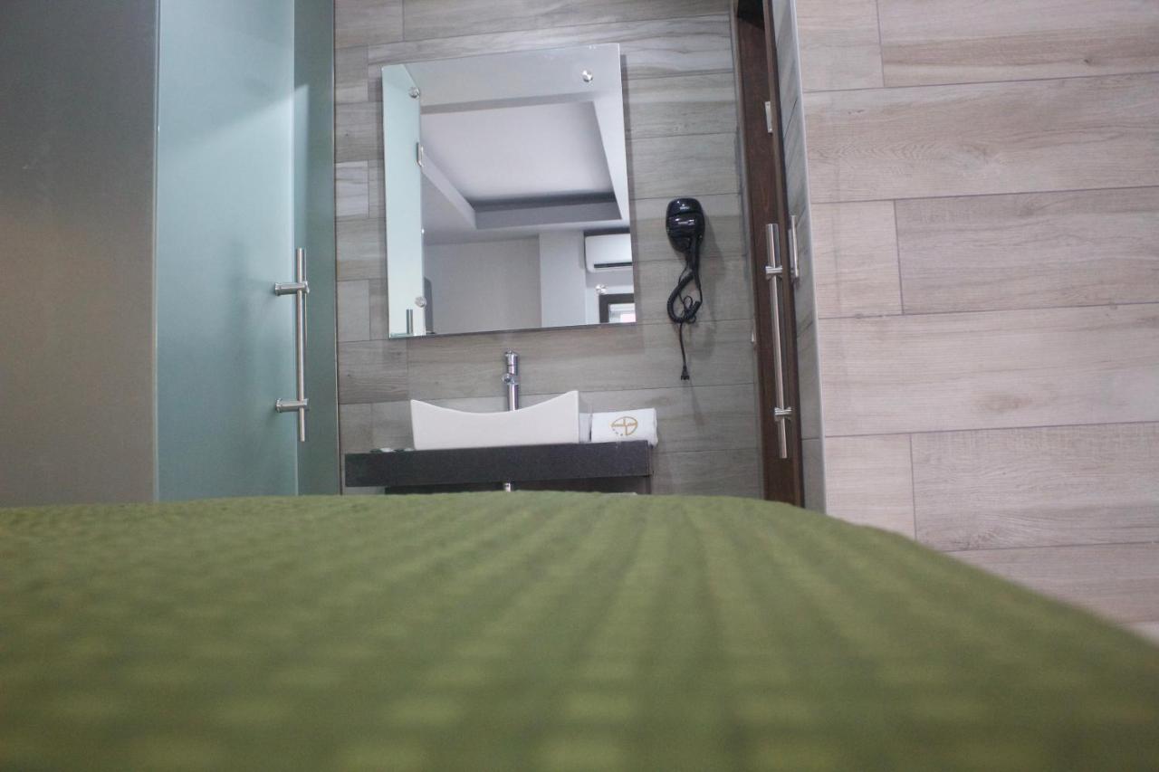 Hotel Grand One Plaza Tijuana Eksteriør billede