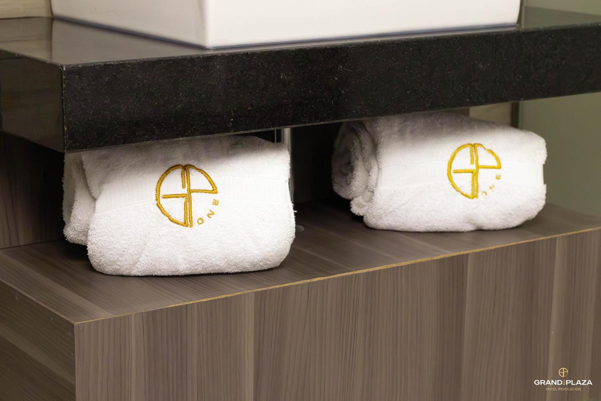 Hotel Grand One Plaza Tijuana Eksteriør billede