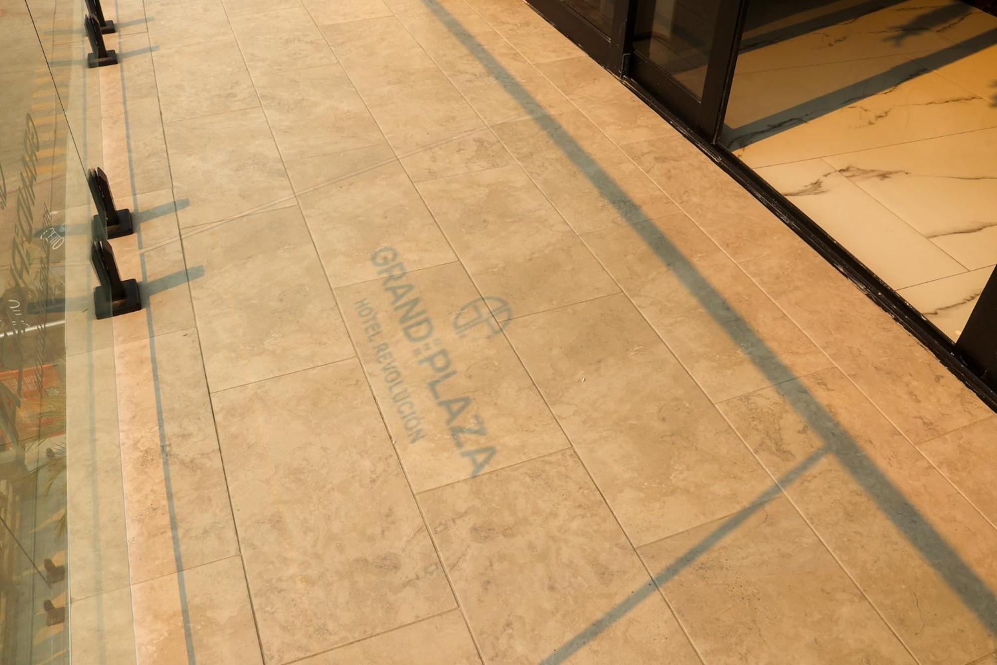 Hotel Grand One Plaza Tijuana Eksteriør billede